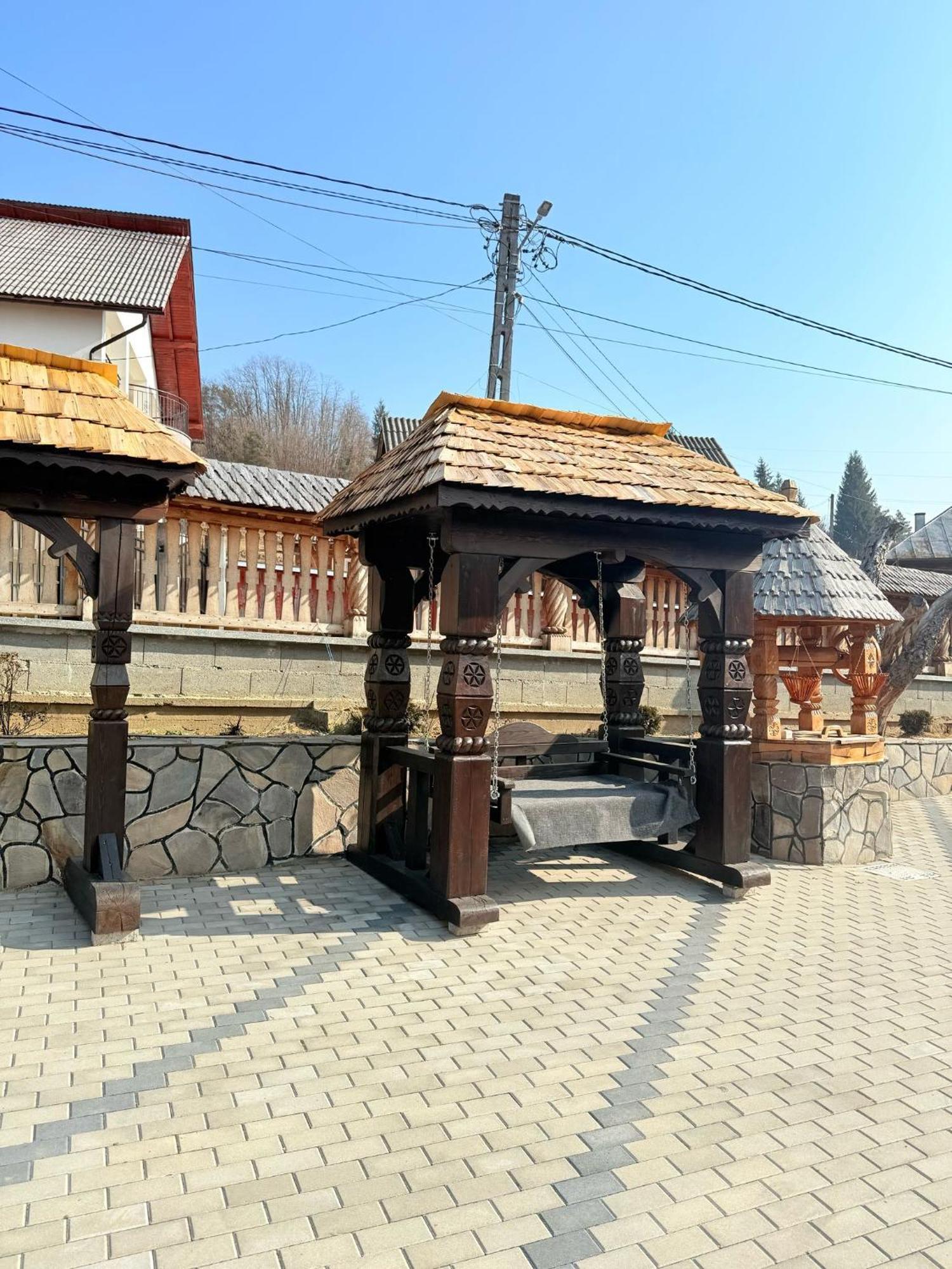 Gospodaria Klaus Rozavlea 외부 사진